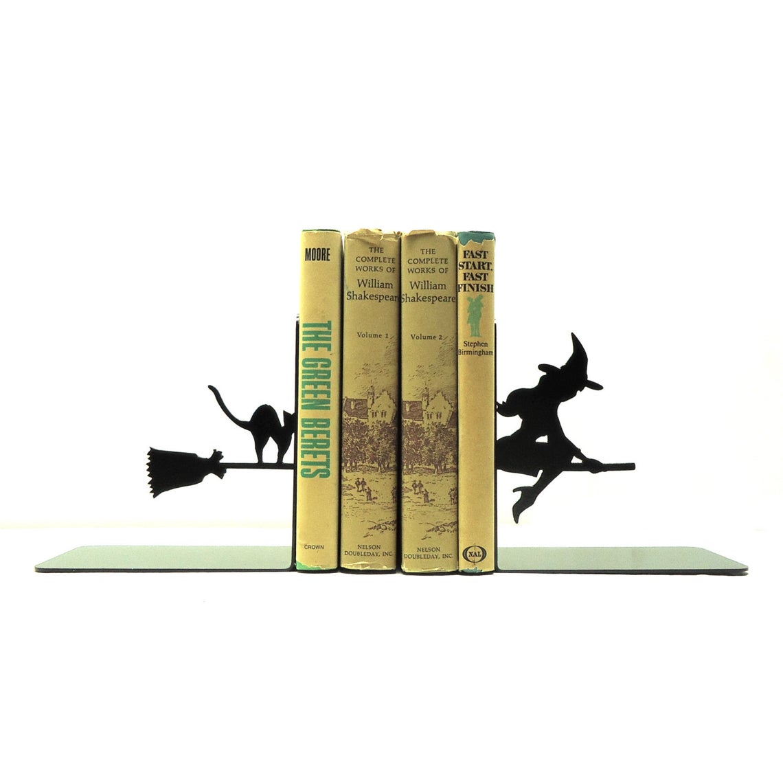 Witch And Bird Broom Metal Bookend 19015 Romadon